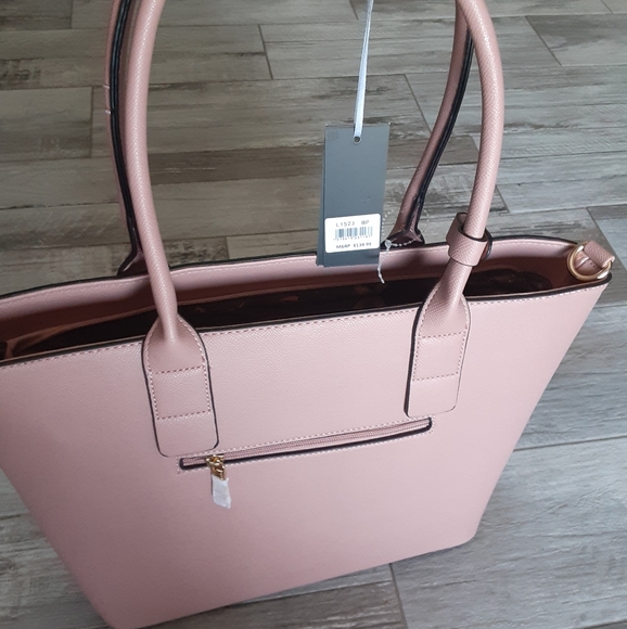 Women hand bags - Picture 3 of 4